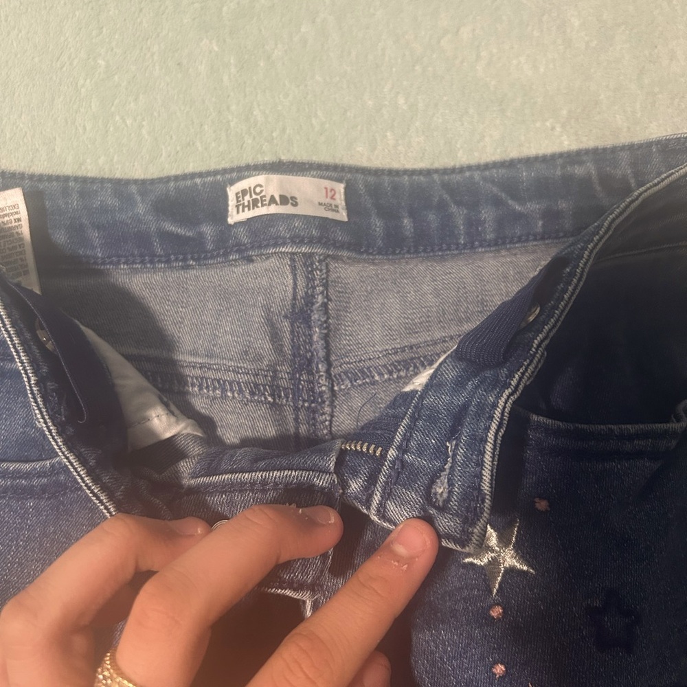 Dark blue flare pants in very good condition size 12 in big girls size was only.